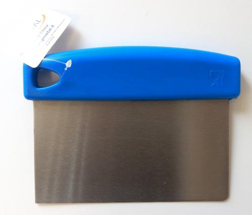 Lame Coupe-Pâte Inox flexible  Manche Plastique  7.5*15cm